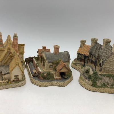 Set of 3 David Winter Cottage Figurines