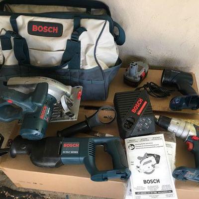 10' x 10' Storage Sale â€“ Entire Contents