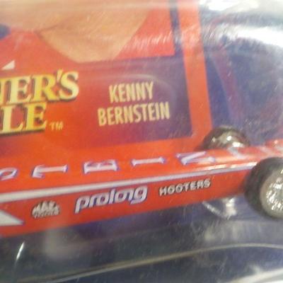 Dick Brooks #32 vintage racer and Hooters Dragster.