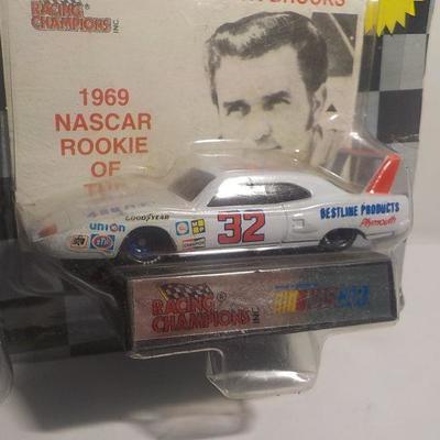 Dick Brooks #32 vintage racer and Hooters Dragster.