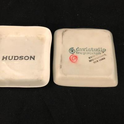 Lot 54 - Davistudio Porcelain and Inspiring Quotes!