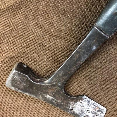 #213 ESTWING Roofing Hatchet 