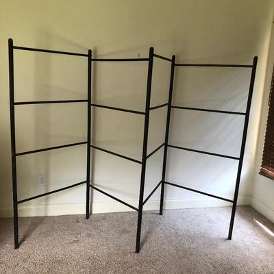 Lot 61 - Huge Vintage Quilt Rack