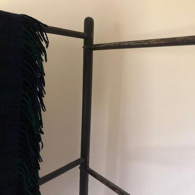 Lot 61 - Huge Vintage Quilt Rack