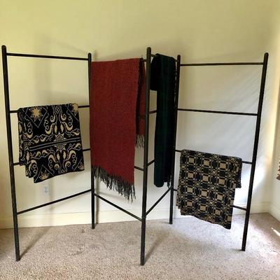 Lot 61 - Huge Vintage Quilt Rack