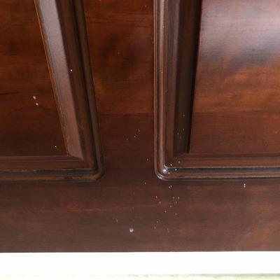 Lot 62 - Queen Sleigh Bed