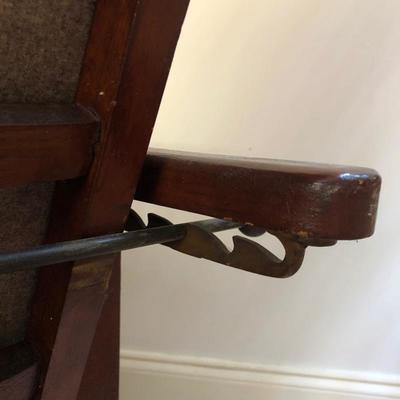 Lot 65 - Antique Recliner Chair