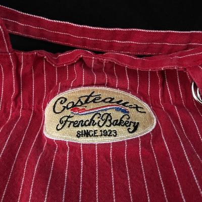 Lot 67 - Cookbooks and Aprons