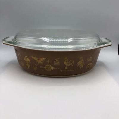 Brown & Gold Pyrex Early American 2.5qt Casserole Dish