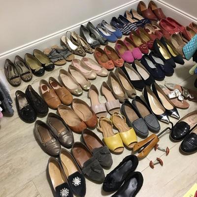Lot 83 - 30 Pairs Ladies Shoes Size 10