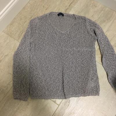 Lot 84 - So Many Sweaters! - Size L/XL