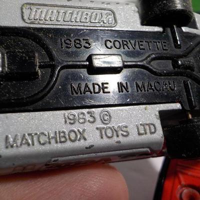 Match box " Lamborghini Miura" No. 33, VW 1976, Ferrari Testarossa