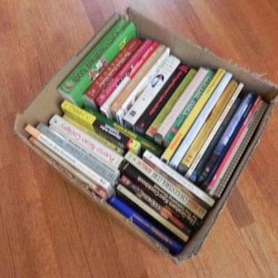 LOT 92  MOSTLY COOK BOOKS