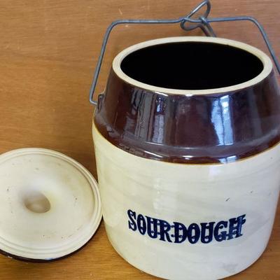 Lot 10: Vintage Sourdough Starter Crock