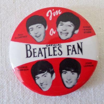 LOT 161  1965 THE BEATLES METAL LUNCH BOX