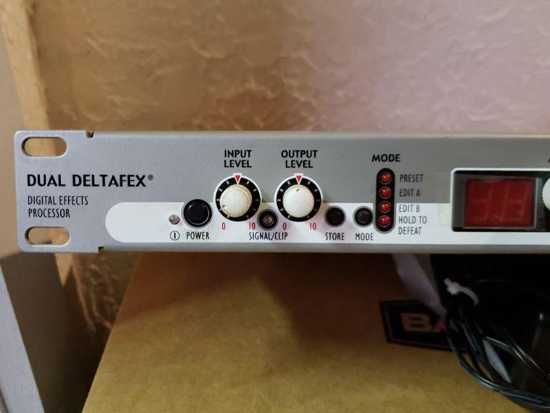 Lot 122 Peavey Dual Deltafex Digital Effects Processor