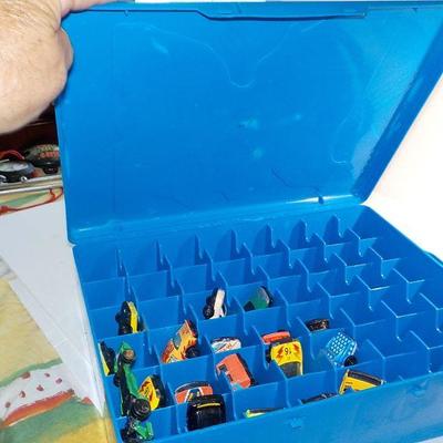 Hot wheels solid case.