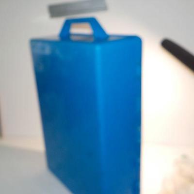 Hot wheels solid case.
