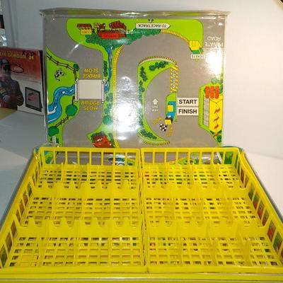 Match box collector case 75.