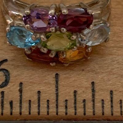 Multi colored stone ring
