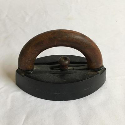 Lot 119 - Vintage Irons & Bells