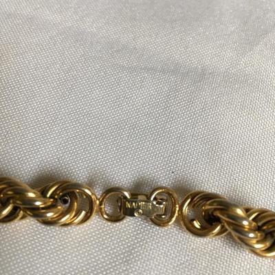 Lot 122 - Gold Colored Jewelry 