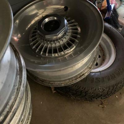 Set of 4 Lincoln wheels 