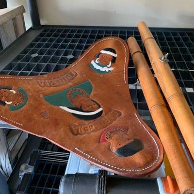 Leather seat from Columbia / tripod 