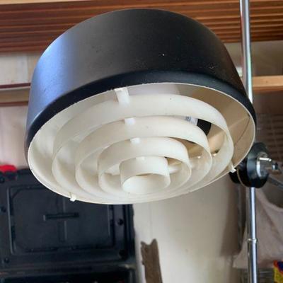 MCM adjustable lamp / articulated arm