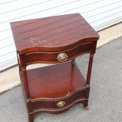 Vintage Federalist Furniture-Bedroom Dresser