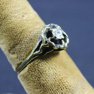 LOT#20: Gold Toned Ring