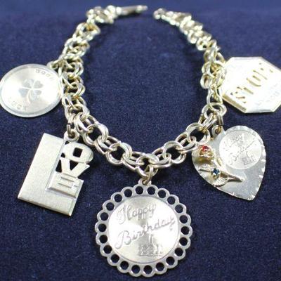 LOT#22: Stamped 14K Gold Charm Bracelet
