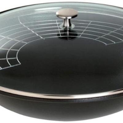STAUB Cast Iron Wok, 6-quart, Black Matte with lid & rack RETAIL $332