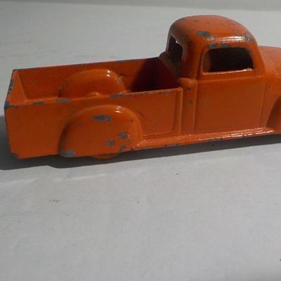 Vintage Midge toys, tootsie vehicles. and a GODDEE.