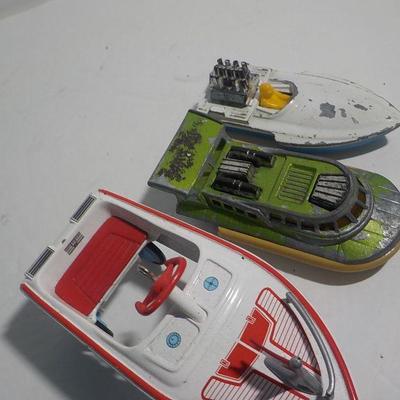 Match box "No. 5 Seafine",  Match box " No . 2 Hovercraft". 
