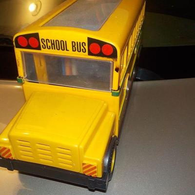 Crayola Crayon Bus with crayon's.