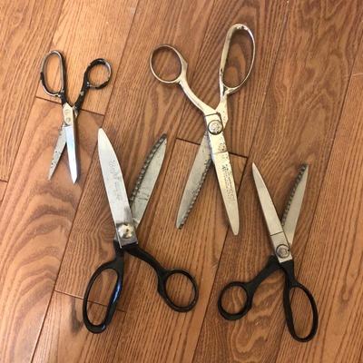 Lot 154 - Sewing and Crafting Tools