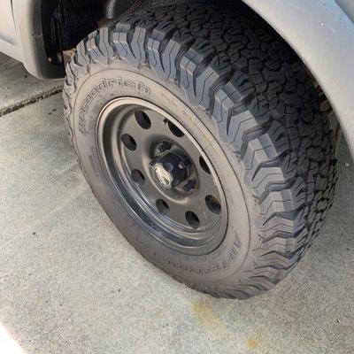 2005 Ford Expedition XLT Low Miles / Daily driver 