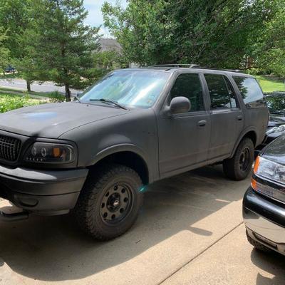 2005 Ford Expedition XLT Low Miles / Daily driver 