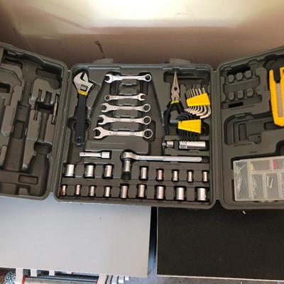 Lot 168 - Tools, Hardware & Auto Essentials 
