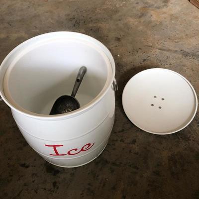 Lot 169 - Perfect Picnic!