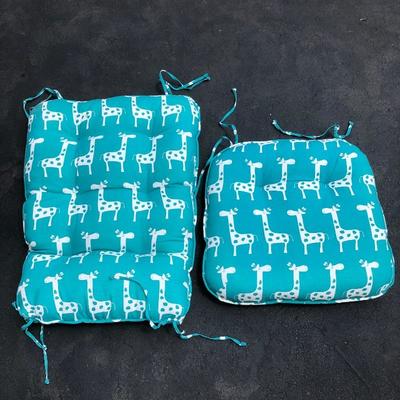 Lot 169 - Perfect Picnic!