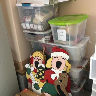 Lot 174 - Christmas In July!