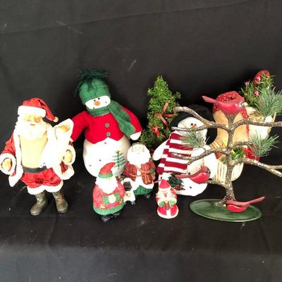 Lot 174 - Christmas In July!