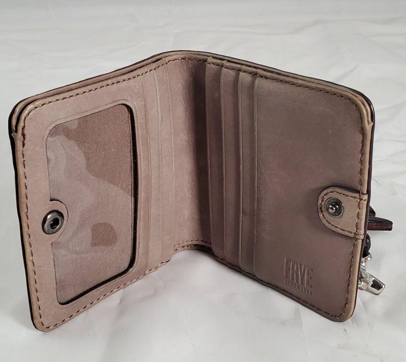 FRYE Demi Small Snap Leather Wallet | EstateSales.org