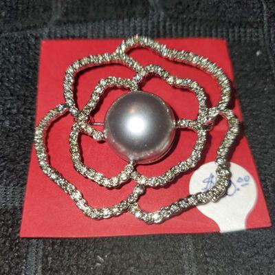 Large CZ and Pearl Brooch 
