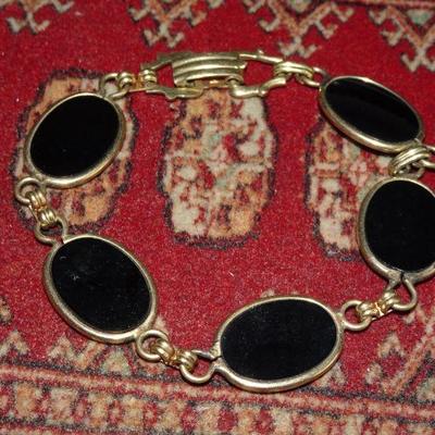Beautiful Black Onyx Gold Filled Bracelet, Oval Disc 14K GF AMCO Bracelet 