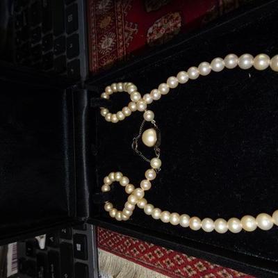 Sterling Silver & Cultured Pearls Necklace, Oriental Pearl Gallery, Galleria 