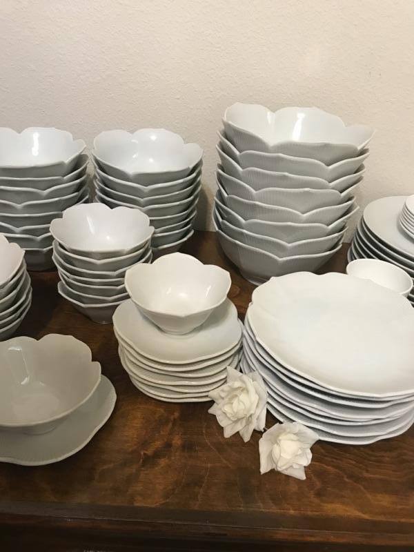 Pier 1 dinner plates hot sale