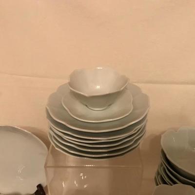 LOT 23 Pier 1 Lotus Flower Dishes